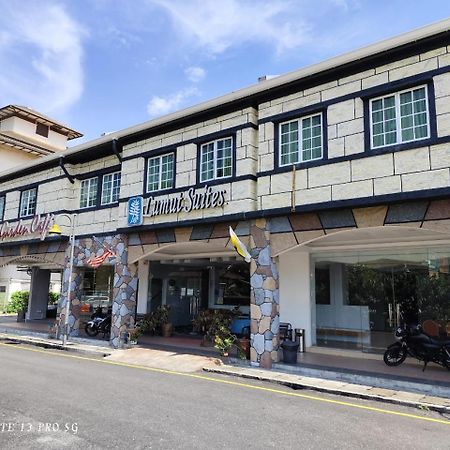 Lumut Suites Экстерьер фото