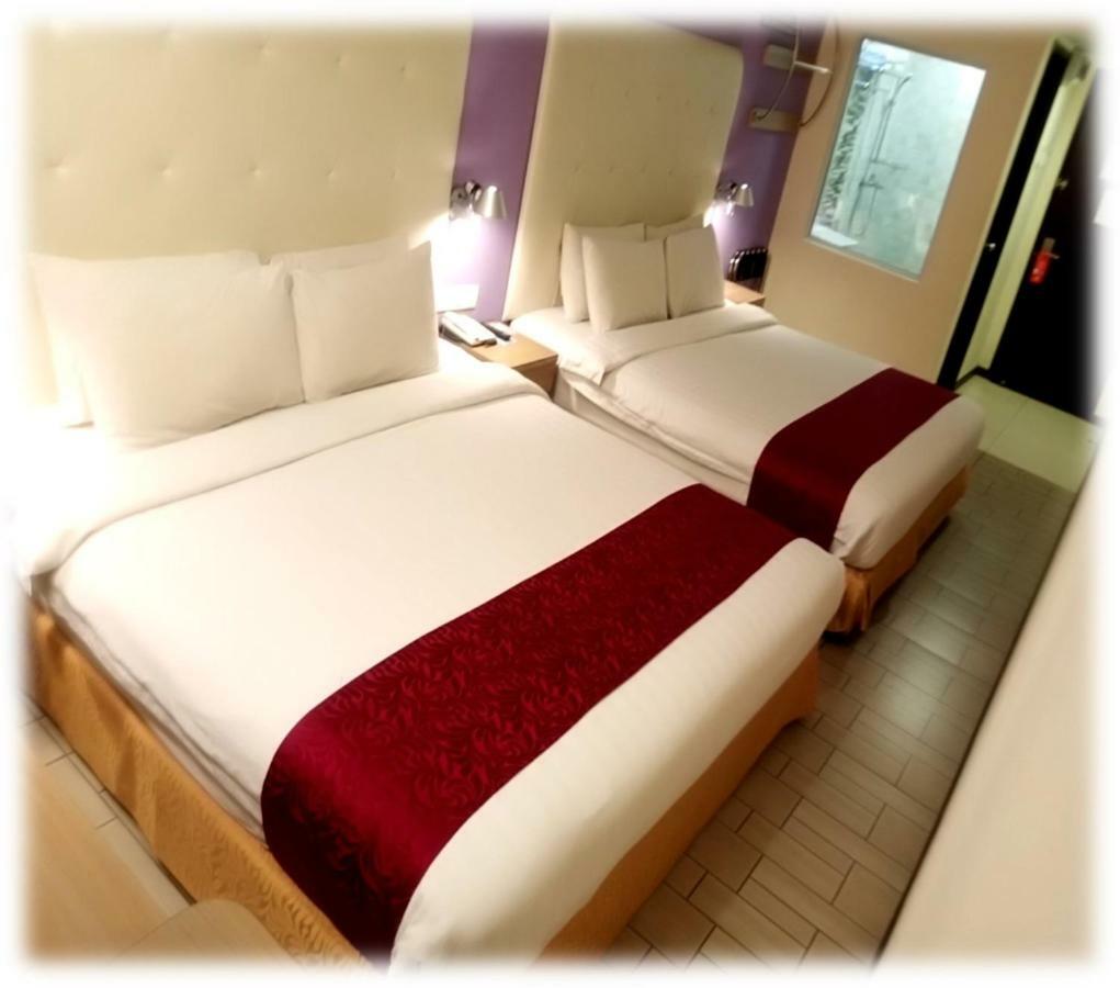 Lumut Suites Экстерьер фото