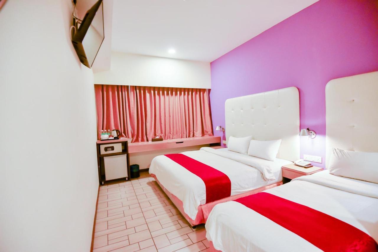 Lumut Suites Экстерьер фото