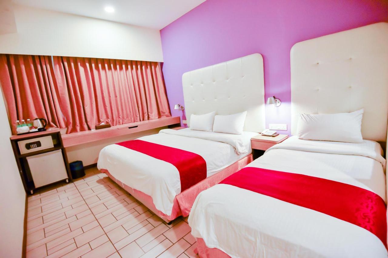 Lumut Suites Экстерьер фото
